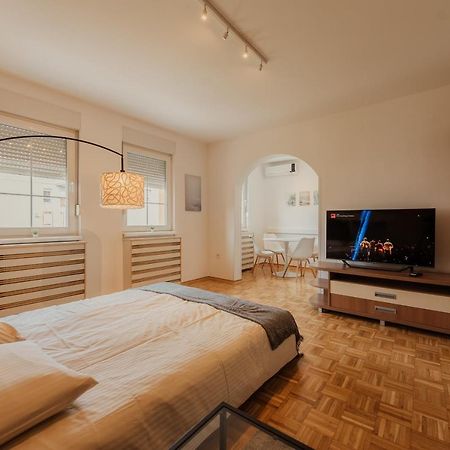 Mb Apartments Novi Sad Eksteriør bilde
